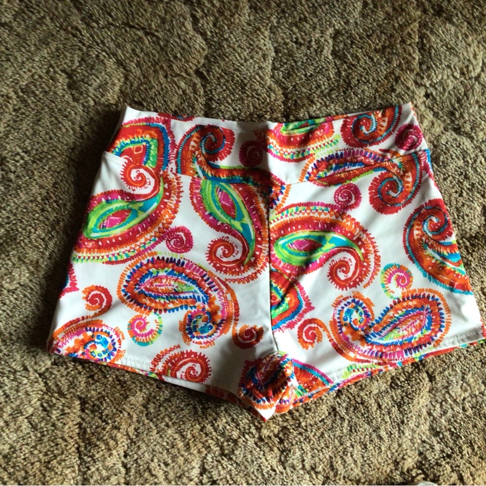 Colorful Paisley Women's Shorts